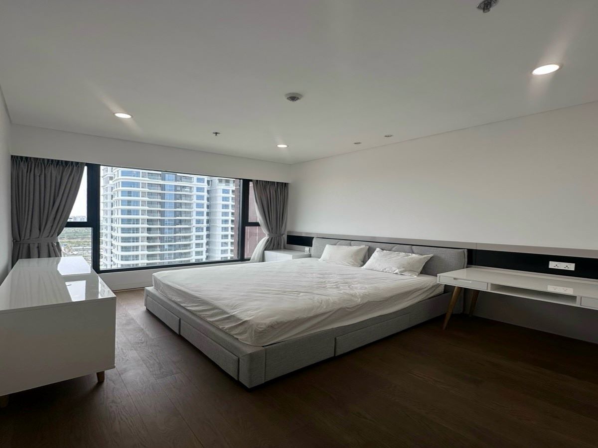 Cho thuê căn hộ The River nội thất cơ bản 2 Phòng Ngủ 82m2